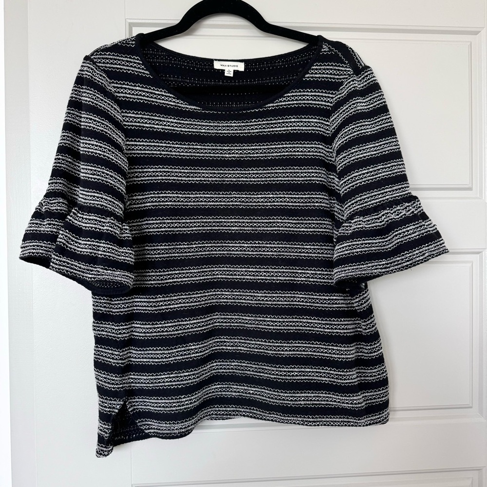 Max Studio Blouse - SIZE LARGE